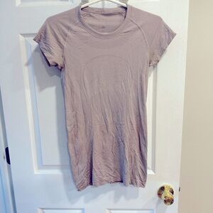 Lululemon Shirt swiftly tee